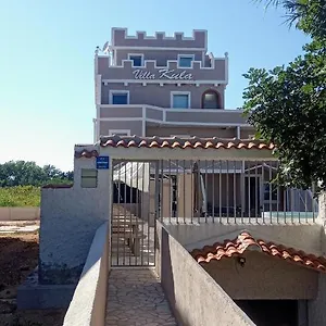 Aparthotel Vila Kula, Nin